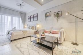 Tranquil Studio at Lake View Tower JLT by Deluxe Holiday Homes